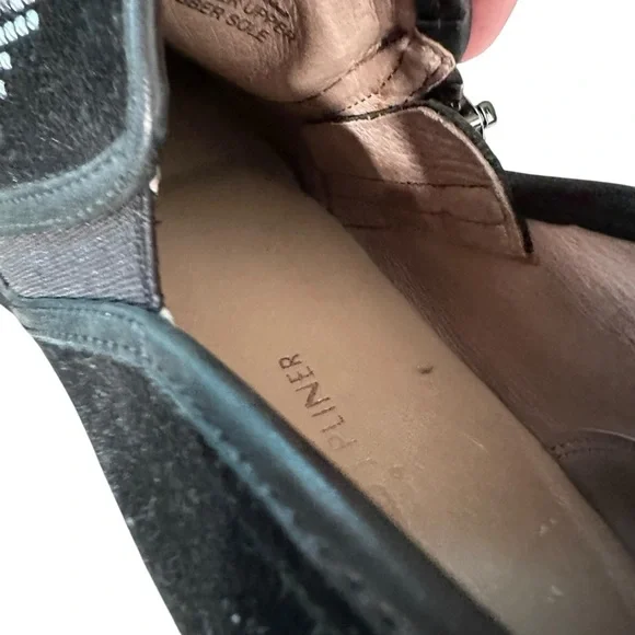 Donald J Pliner Mylasp Embellished Floral Black Suede Sneaker Size 7 - Picture 15 of 16